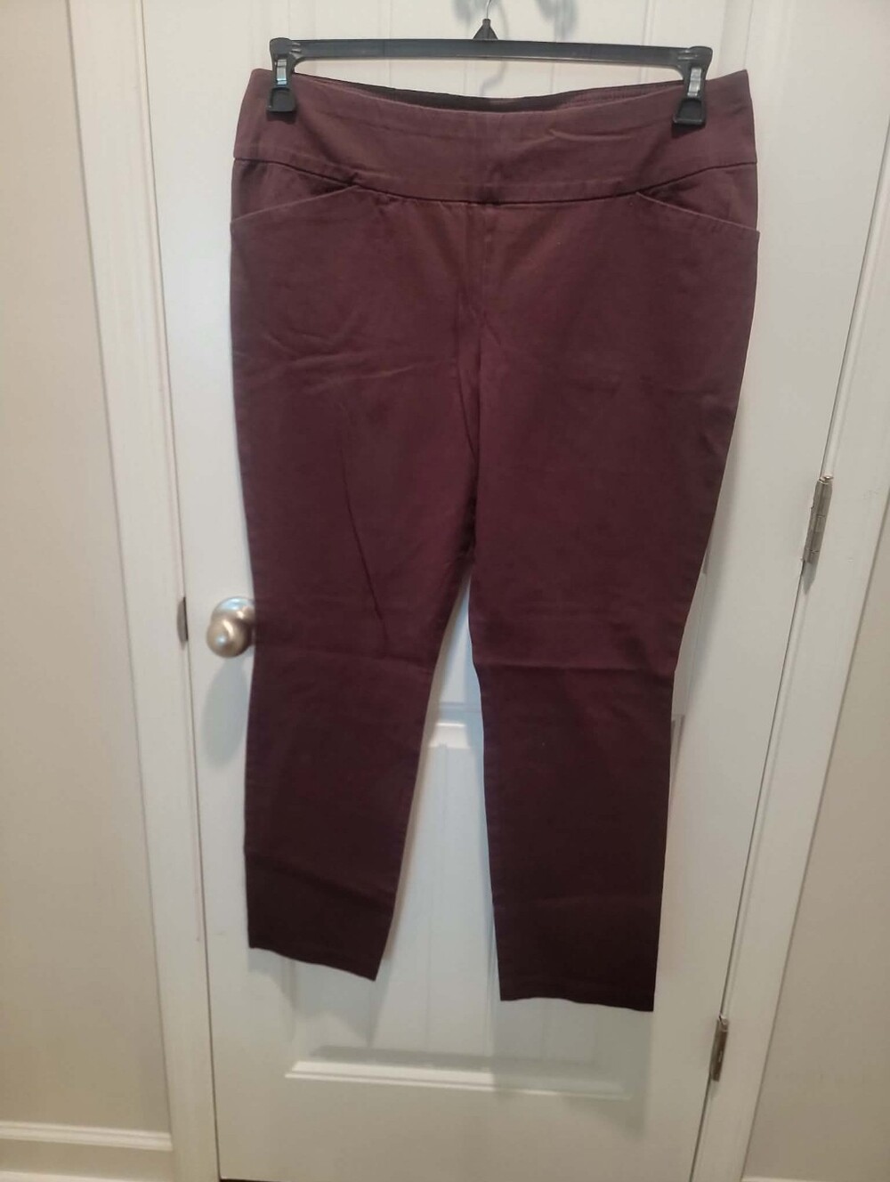 Lee Sz 16 Long Sculpting Slim Fit Slim Leg Mid-Rise Burgundy Pull-on Waistband